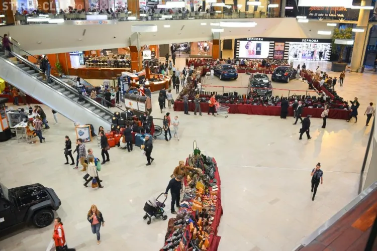 Bag EXPO la Iulius Mall Cluj. Târg de genți și accesorii la mall -ul Clujului   