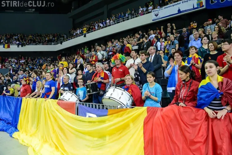România s-a calificat în finala Trofeului Carpați! Asistență RECORD în Sala Polivalentă din Cluj-Napoca - FOTO