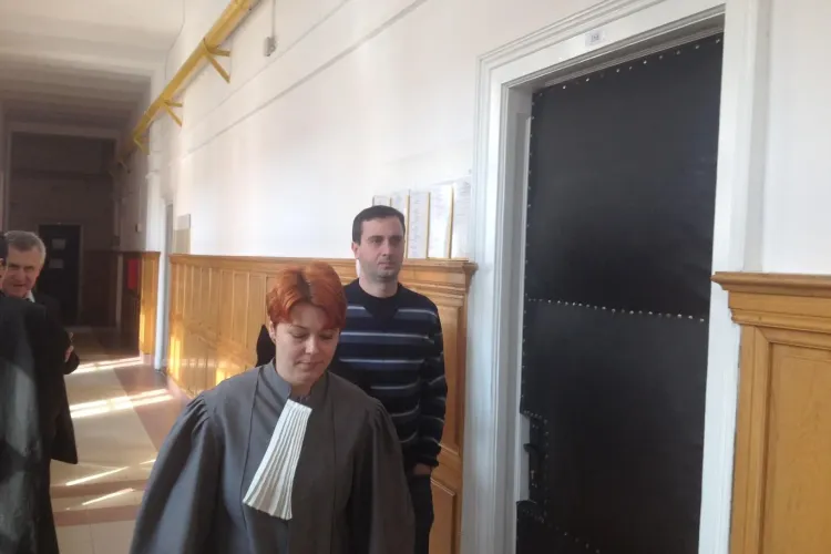 Cum arată acum consilierul lui UIOREANU, Răzvan Pop, cel care ținea evidența ȘPĂGILOR. A fost audiat cu ușile închise