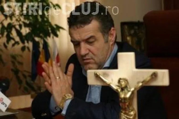 Gigi Becali cumpără pământul de la mormântul Părintelui Arsenie Boca