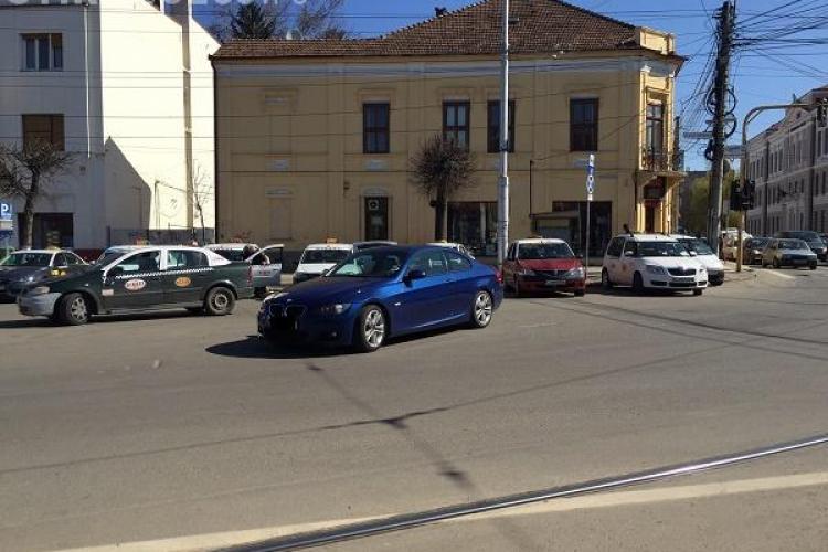 Cum să NU îți lași BMW-ul parcat în centrul Clujului FOTO