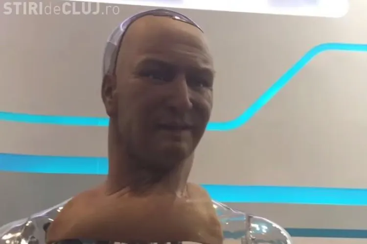 Han - robotul care vorbește și imită expresii faciale - VIDEO