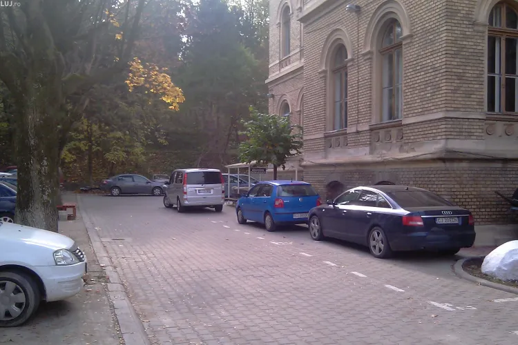 Doi autopsieri de la IML Cluj și-au angajat fiii cu șpagă de 20.000 de lei, tot la MORGĂ