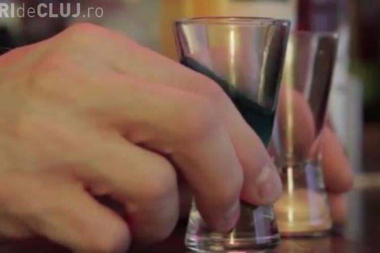 Un barman a fost condamnat după ce clientul său a băut 56 de shot-uri şi a murit
