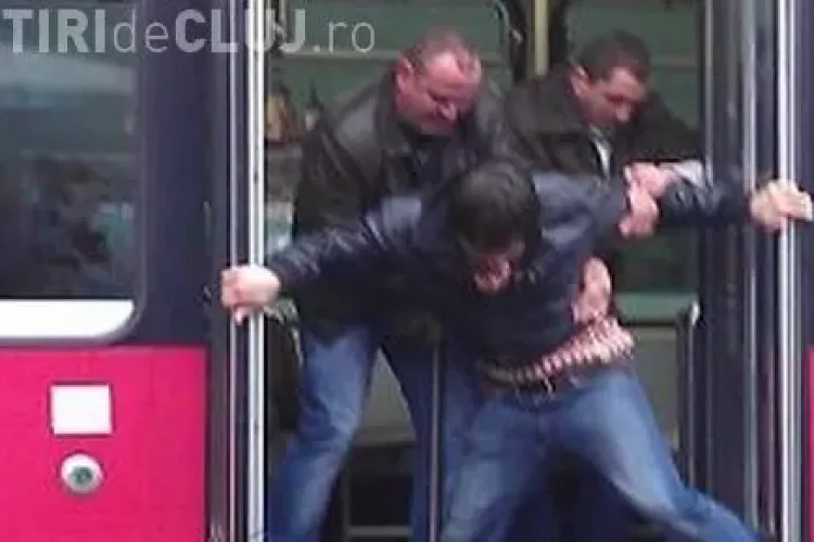 Clujean amendat pe autobuz cu 150 de lei: A CĂLĂTORIT CU BILET PARFUMAT !!! - FOTO