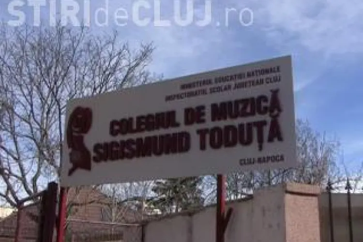 Decizie HALUCINANTĂ! Învățătoarea de la ”Sigismund Toduță” care și-a umilit elevii nu a fost concediată, iar directorii și-au înaintat demisia