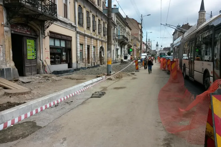Continuă lucrările de modernizare pe strada Memorandumului. Ce VEȘTI bune sunt