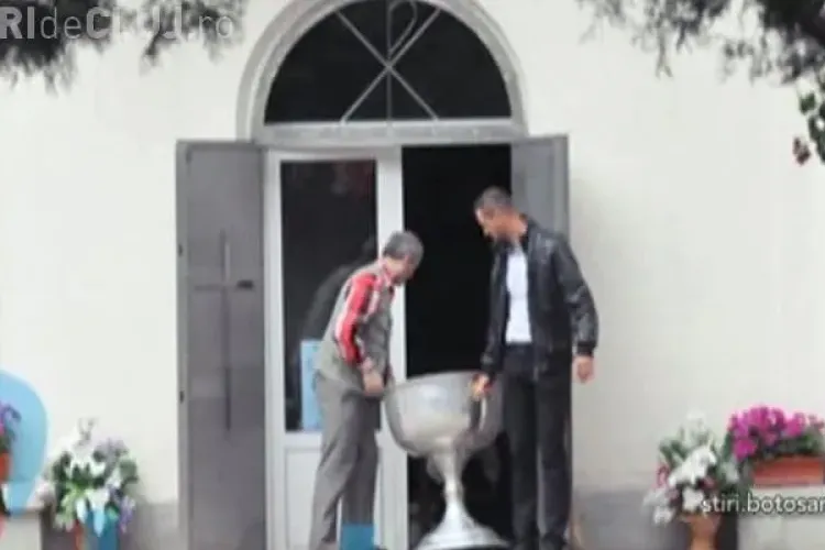 Un preot a scăpat bebelușul în cristelniţă, la botez. Copilul s-a rănit grav