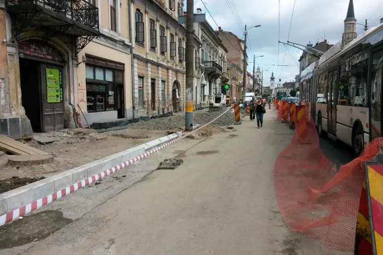 Strada Memorandumului va fi gata în 10 iunie. VEȘTI despre noua bandă unică de autobuze