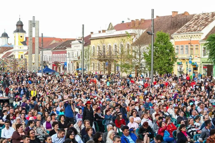 ZILELE CLUJULUI 2015: Succes total la Gala Operelor. 10.000 de clujeni au asistat - FOTO