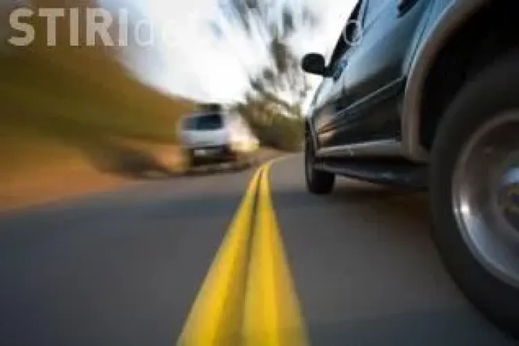 Scenariu de FILME la Gherla. Un clujean s-a urcat în mașină și a urmărit hoții care veniseră la furat la el în cartier